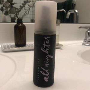 Urban Decay All Nighter Makeup Setting Spray